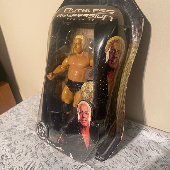WWE Wrestling Ruthless Aggression (2006) Series 20 Ric Flair Figure - Picture 6 of 11